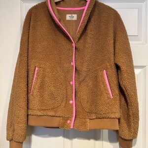 Marine Layer - Sierra Sherpa Jacket in Camel / Pink